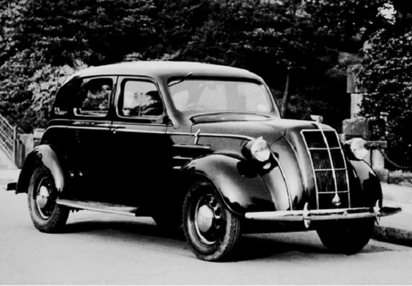 Az első autó Toyota A1 1935